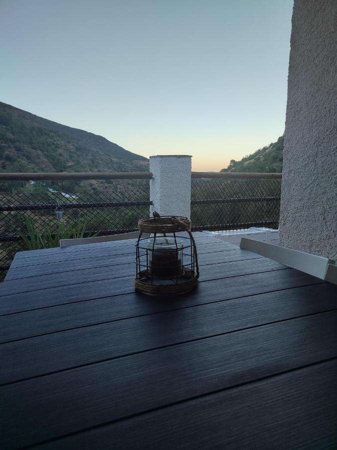 La Launa Apartamento Rural Trevélez Eksteriør billede